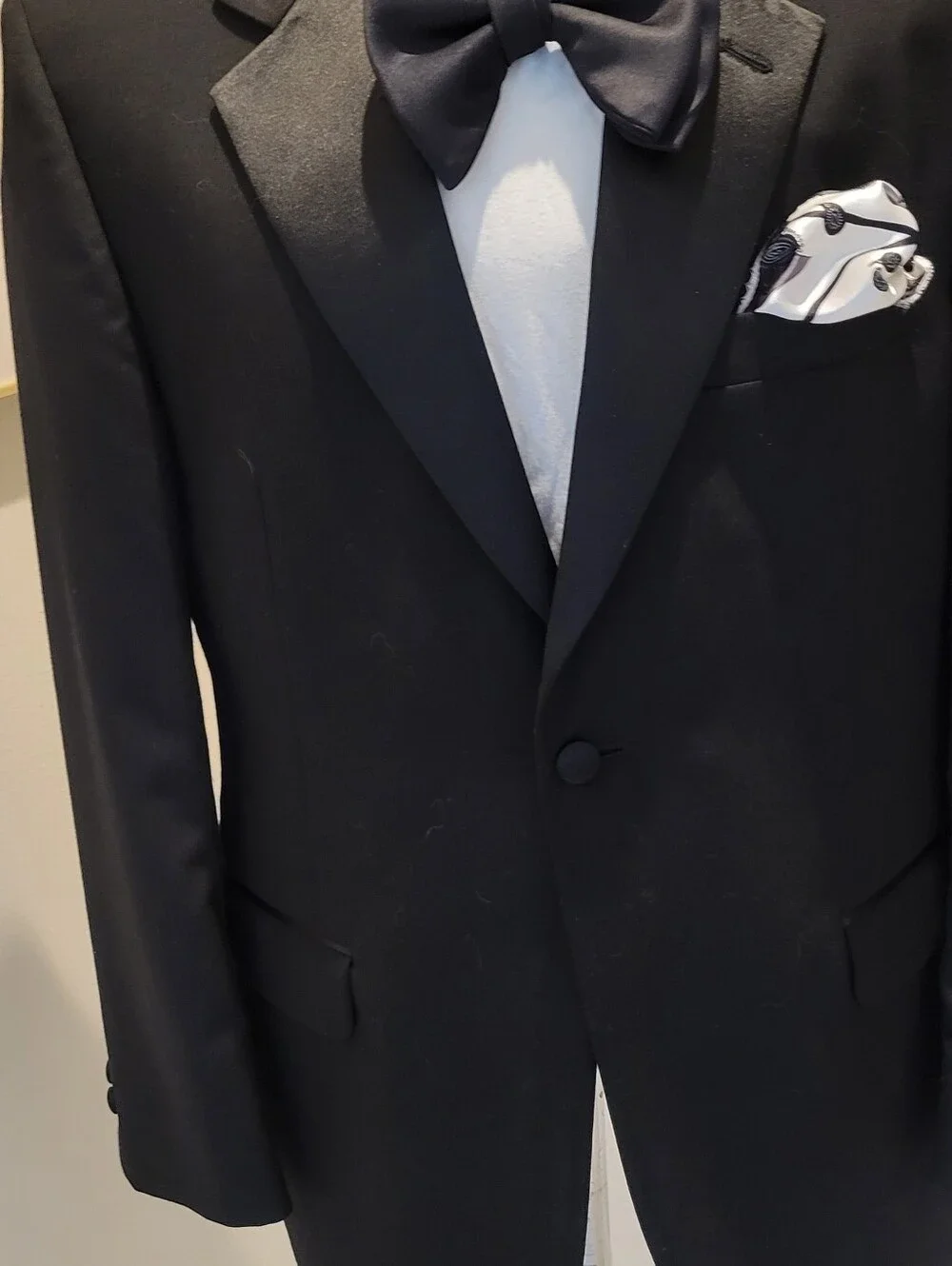 STAFFORD TUXEDO JACKET ONE SATIN BUTN FRONT-4 @ CUFFS SIZE 40 S 30